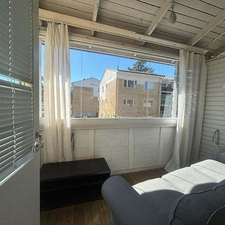 Private Rooms Near Metro, Free Parking,Direct Bus From Airport เฮลซิงกิ ภายนอก รูปภาพ