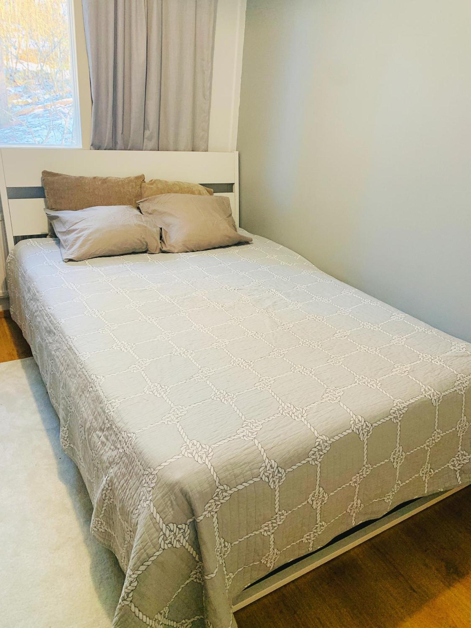 Private Rooms Near Metro, Free Parking,Direct Bus From Airport เฮลซิงกิ ภายนอก รูปภาพ